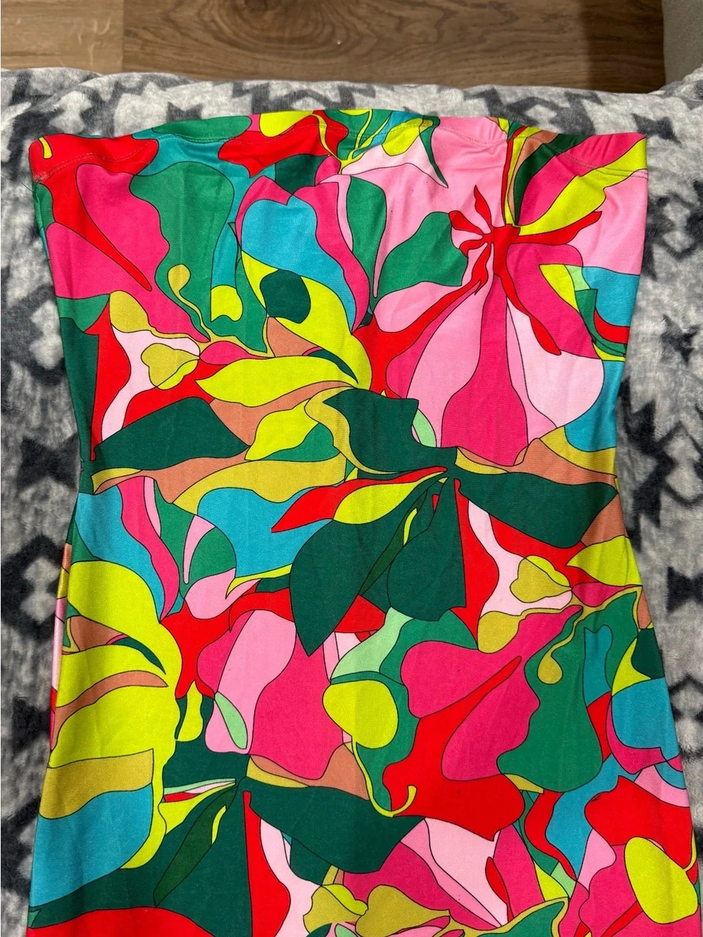 Love, Highlight Tropical Tube Dress — Bright Multicolor - Picture 2 of 4